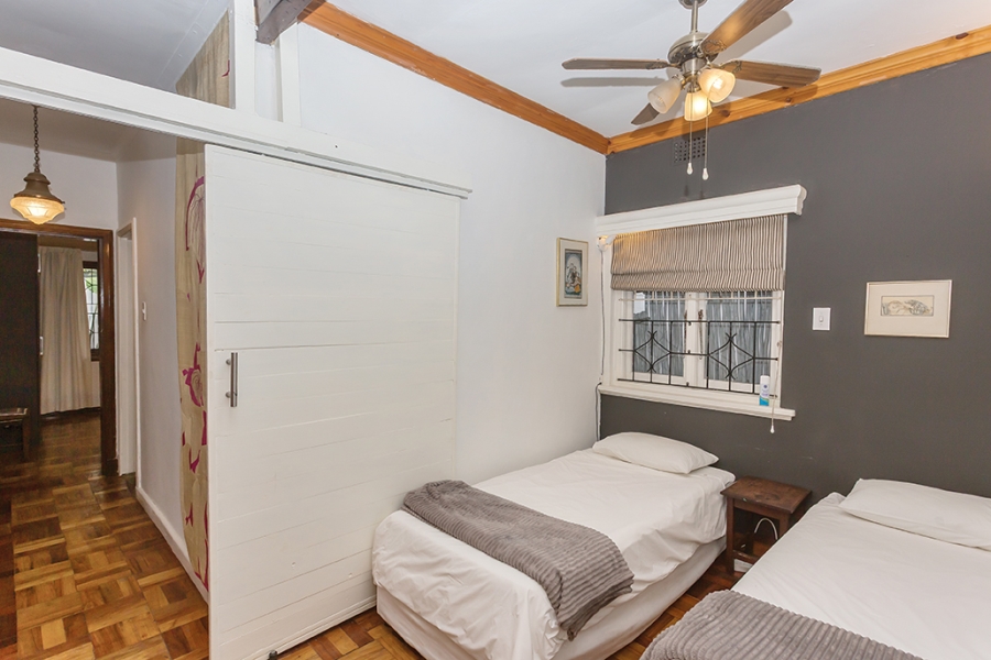 3 Bedroom Property for Sale in Green Point Western Cape